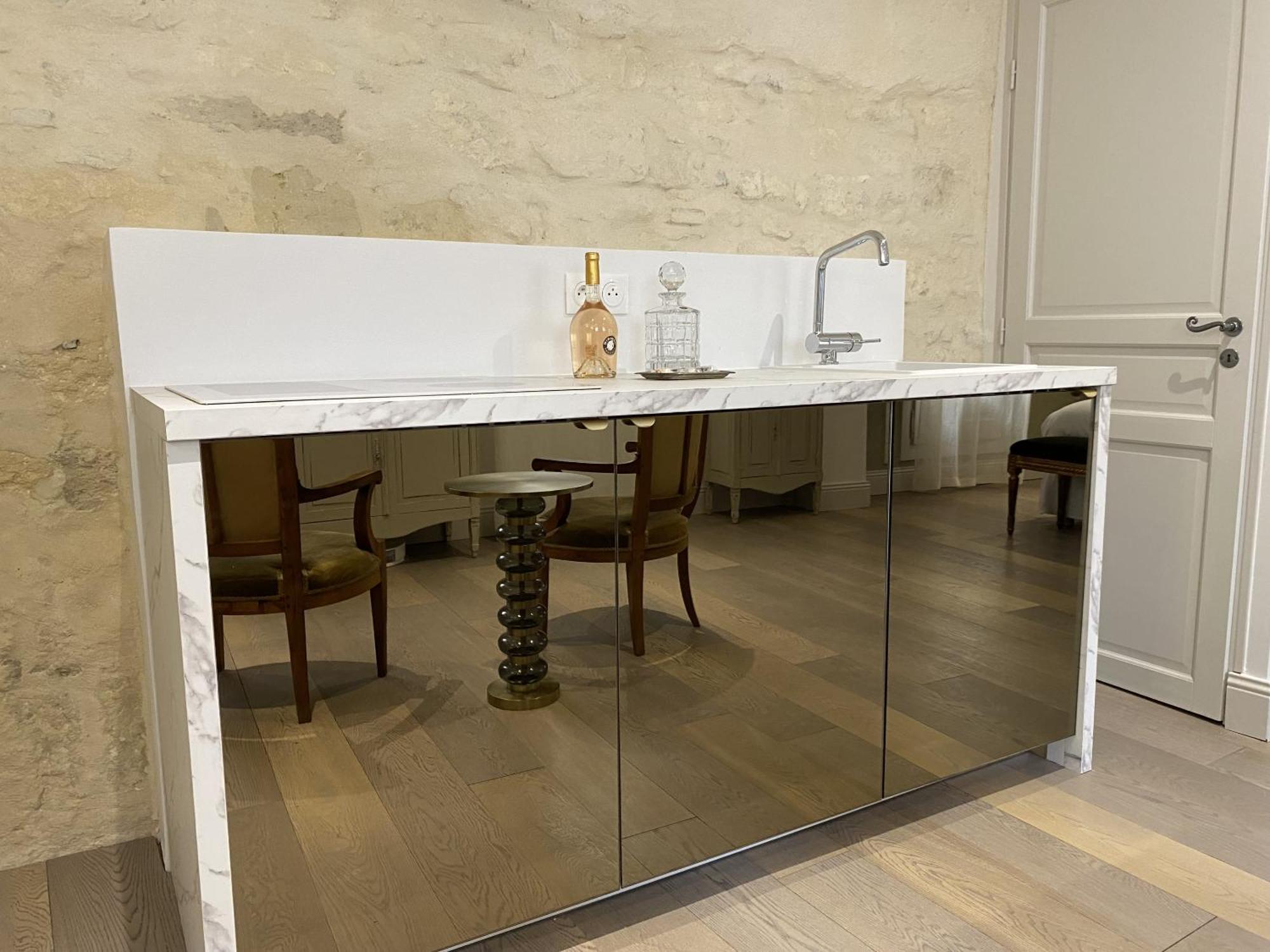 Apartment Jean Xxii Elegant Et Fitness With Balcony Avignon