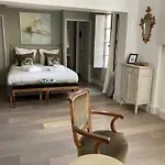 Jean Xxii Elegant Apartment Suite Spa Et Fitness With Balcony