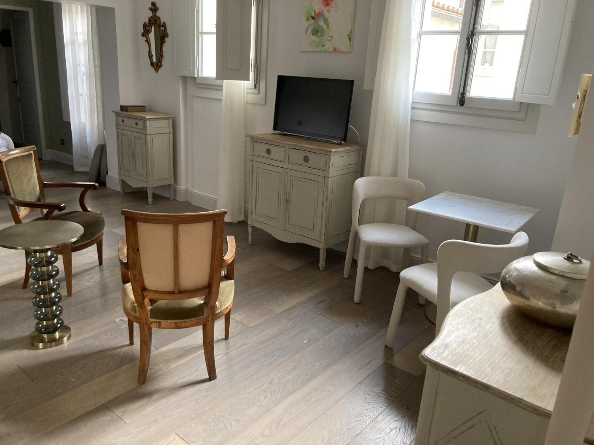 Appartement Jean Xxii Elegant Et Fitness With Balcony