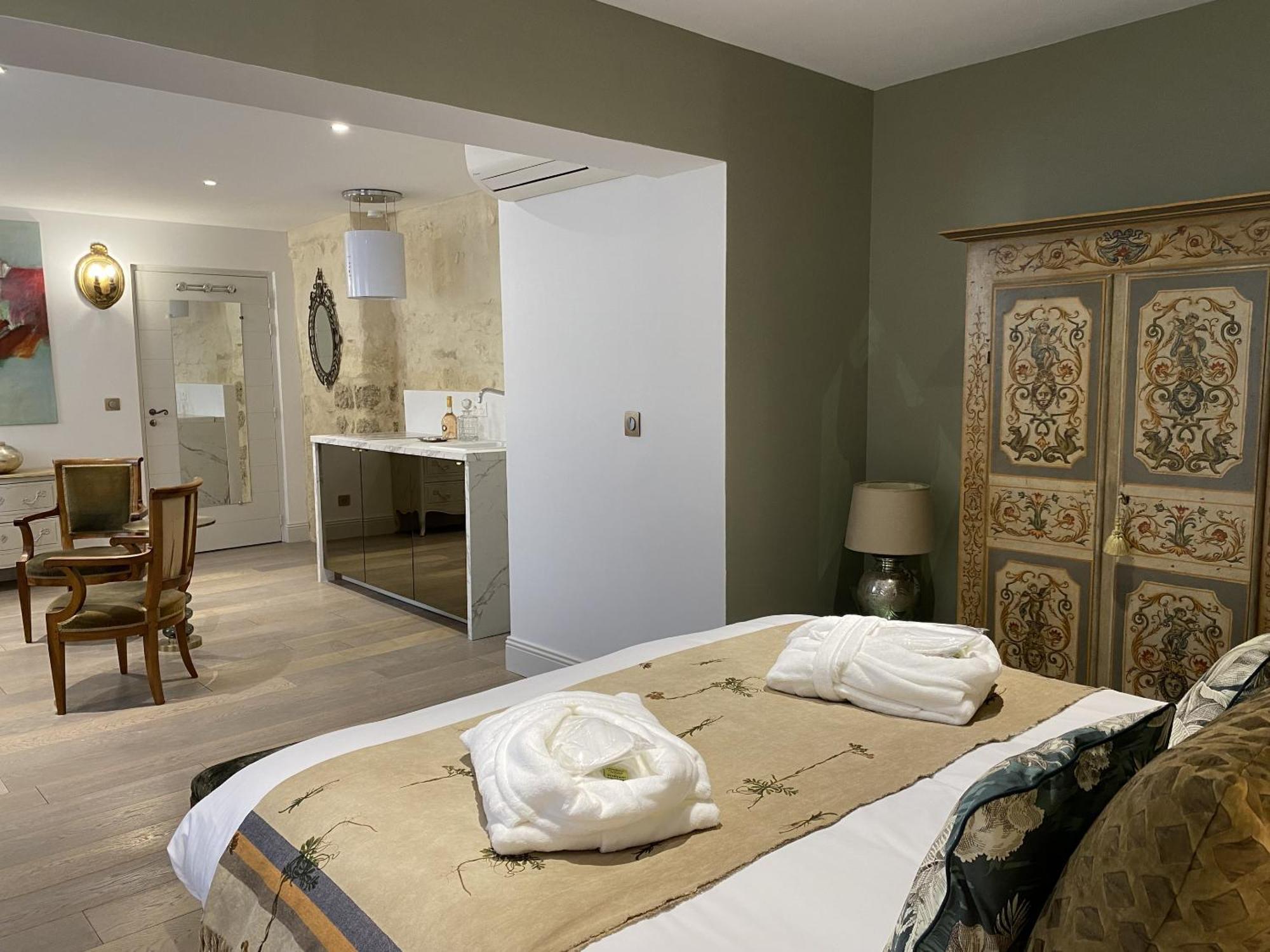 Appartement Jean Xxii Elegant Et Fitness With Balcony